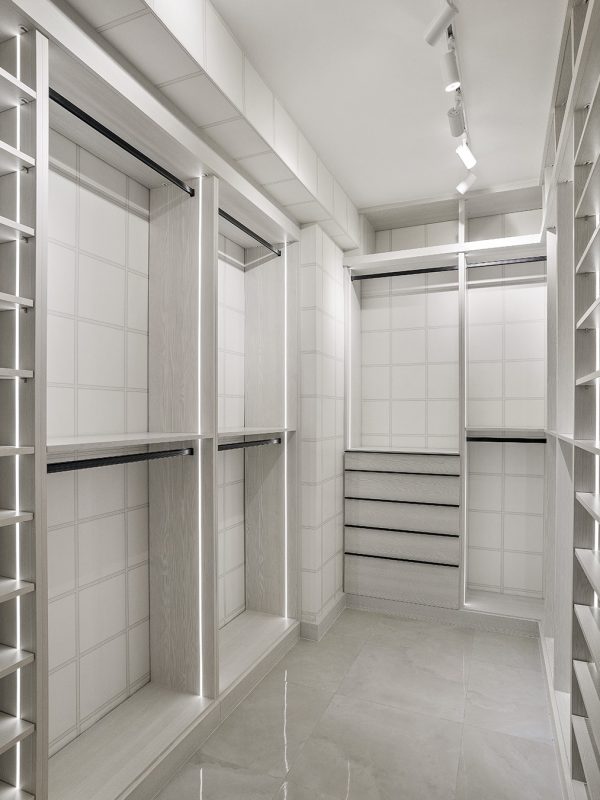 02. FIFTYSHADESOFWHITE.pamnunez